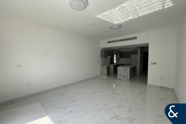 Single row | Vacant now | Brand new